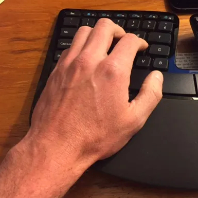 Microsoft sculpt keyboard, mouse and numeric pad combo - Image 5